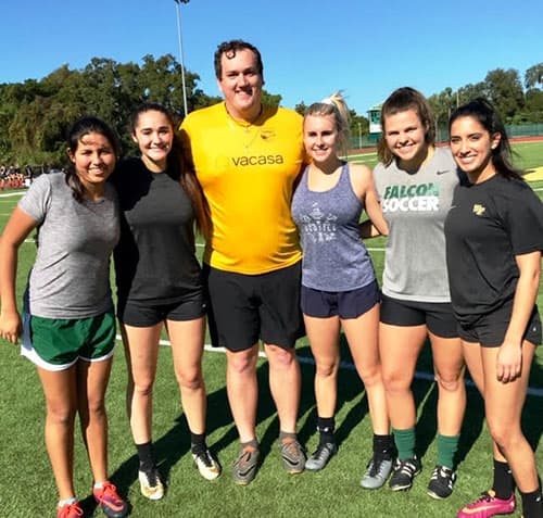 Four alumni on the field